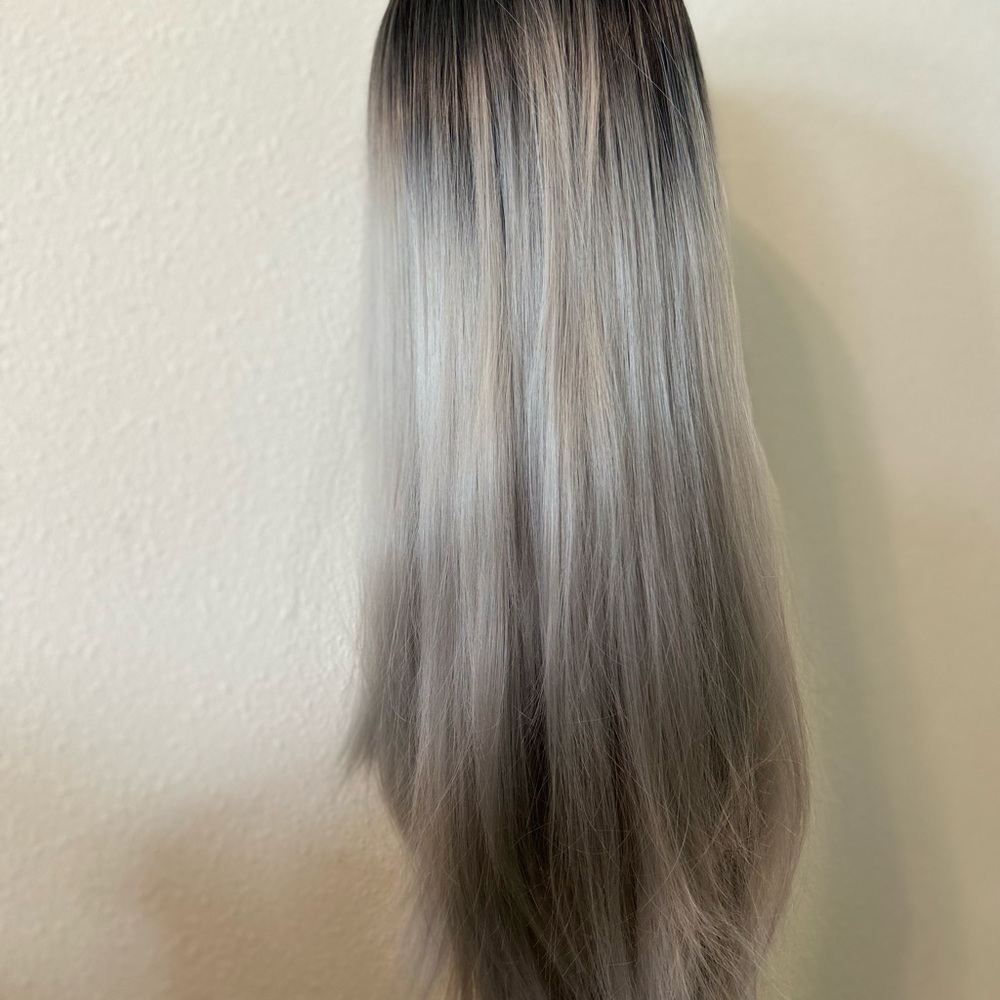 Wig - Picture 4 of 4